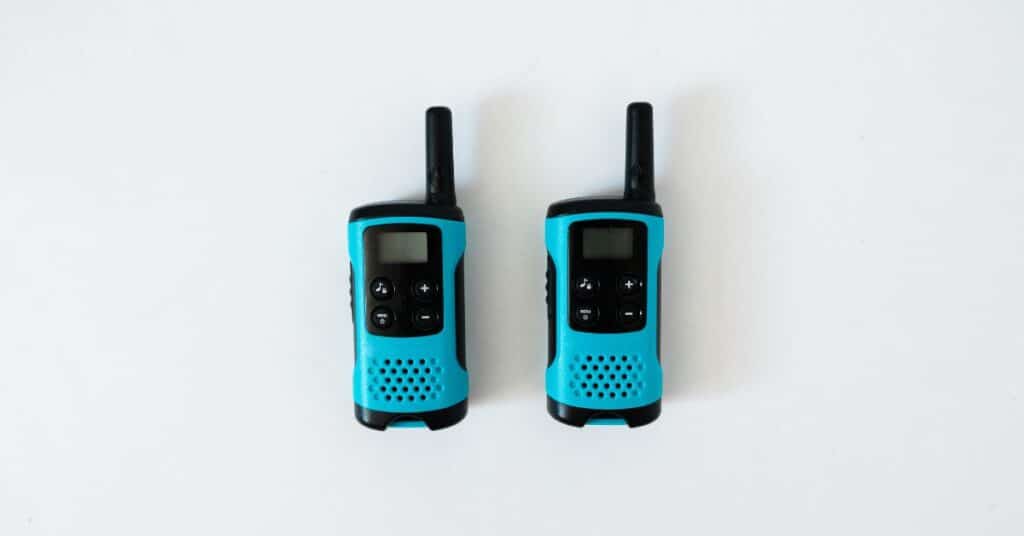 connect walkie talkies together